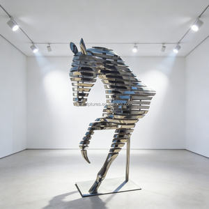 פסל סוס רב שכבתי מנירוסטה בהתאמה אישית - עיצוב אמנותי OEM/ODM לגלריות ומוזיאונים - Product Image 1