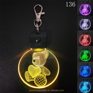 Móc Khóa Led Acrylic Kích Thước Nhỏ Hình Trái Tim Tình Yêu Logo Tùy Chỉnh Năm Mới Móc Khóa Ba Lô Thiết Kế Anime Có Công Tắc Cảm Ứng - Product Image 2