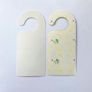Kunden spezifische Sublimation PET PVC Tür hänger für Hotelzimmer Werbe geschenk mit gedrucktem Design - Product Image 4