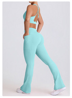 Ensemble de sport pour femme : Soutien-gorge de sport à dos croisé motif cœur mignon, short de fitness d'extérieur et leggings à séchage rapide