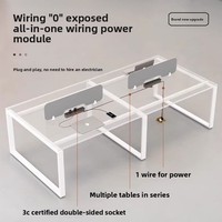 Bureau moderne pour employés, design créatif, plateau épaissi, structure en acier, pour quatre postes informatiques