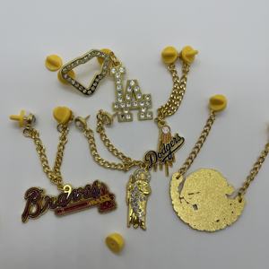 Оптовая продажа на заказ, лидер продаж, булавки для пограничной шляпы, булавки для каркаса со стразами, Клубные булавки - Product Image 4