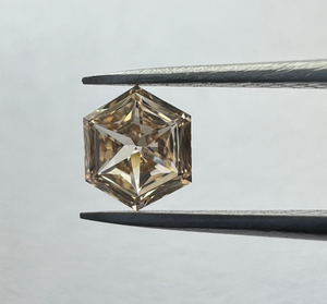 Diamante de Laboratorio de Lujo, Corte Hexagonal Excelente, Perforado con Láser, Color Fantasía, Fuego Extraordinario, para Anillo de Compromiso Personalizado - Product Image 2