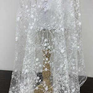 140cm élégant <span class=keywords><strong>blanc</strong></span> Floral dentelle robe de haute qualité en mousseline de soie robe de mariée robe de soirée nuptiale personnalisé dentelle tissu en gros - Product Image 1