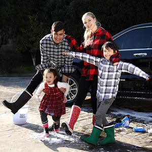 Bottes de pluie OEM pour hommes bottes de pluie <span class=keywords><strong>antidérapantes</strong></span> pour adultes bottes en caoutchouc pour la pêche en plein air couvre-chaussures en caoutchouc imperméables - Product Image 4