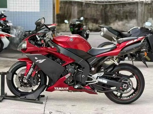 Motocicleta Deportiva de Gasolina R1 de 1000cc con Motor de Cuatro Cilindros en Línea, 147KW de Potencia y 180km/h de Velocidad para Entusiastas de la Pista - Product Image 4
