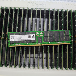 Module de mémoire serveur 2RX4 PC5-5600B-RDIMM ECC Registered HMCG94AGBRA632N 5600 64G pour station de travail et stockage – Module de mémoire serveur en stock - Product Image 5