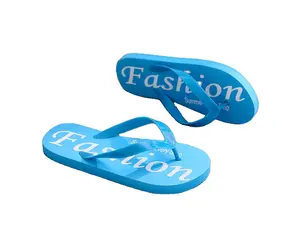 Wholesale new flat summer beach slippers cheap flip flops factory women's rubber soft wedding flip flops slippers for unisex