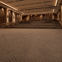 Hotel-Kino-Teppich Wand-zu-Wand Nylon Schalldämmender Muster-Teppichboden für Theaterhalle Auditorium Bestuhlung
