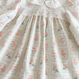 2025 otoño nuevo estilo Pastoral de manga larga <span class=keywords><strong>hermanas</strong></span> traje dulce cuello de muñeca vestidos florales con volantes con encaje para niñas de 2 a 7 años - Product Image 6