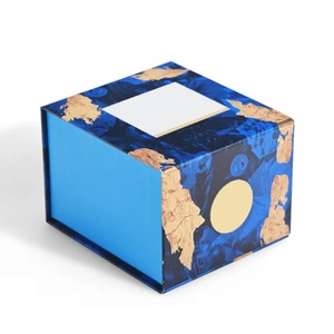 Custom Logo Hard Cardboard Rigid <b>Magnetic</b> Paper <b>Gift</b> <b>Box</b> Recyclable Clothing Packaging <b>Box</b> with Satin Insert - Product Image 5