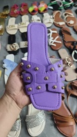 Sandales Plates pour Femme Léger et Confortable Chaussures de Plage Design Assorti Vente en Gros