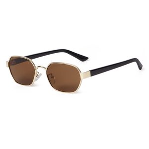 แว่นกันแดดแฟชั่นทรงเหลี่ยมสำหรับผู้หญิง ADE WU STY9662A ป้องกันรังสียูวี กรอบโลหะสีทอง ดีไซน์ย้อนยุค รับทำโลโก้ แว่นกันแดดสีน้ำตาล - Product Image 4