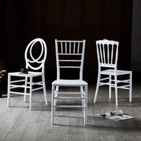 Chaise Chiavari Monobloc en Résine Transparente Empilable Style Mid-Century pour Hôtels, Réceptions de Mariage et Salons Extérieurs – Prix Abordable