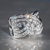 CAOSHI Haute Qualité Géométrique Croix Conception Princesse Coupe Brillant Zircon Anneaux De Fiançailles De Mariage Bijoux De Mode CZ Anneaux pour Femmes