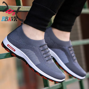 Nuevo Calzado Deportivo en Oferta, Zapatos Casuales y Modernos para Hombre - Product Image 2