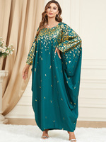 Vêtements traditionnels musulmans manches chauve-souris vert lâche mode transfrontalière robe de grande taille