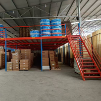 Plateforme en structure acier industrielle de type H, sur mesure, avec revêtement en poudre, pour centre d'expédition e-commerce