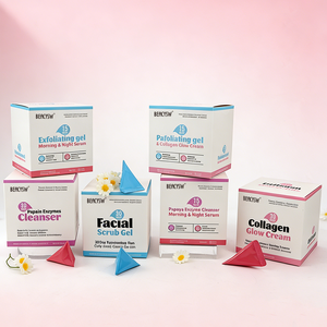 Set <span class=keywords><strong>de</strong></span> Cuidado <span class=keywords><strong>de</strong></span> la Piel: un Régimen Curado <span class=keywords><strong>de</strong></span> Gel, Limpiador, Sérum y Crema en Bolsitas Triangulares Higiénicas y Pre-Medidas - Product Image 2