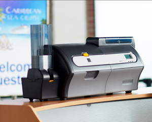 <span class=keywords><strong>Zebra</strong></span> <span class=keywords><strong>ZXP</strong></span> Série <span class=keywords><strong>7</strong></span> Imprimante de cartes d'identité double face USB Ethernet Aucun encodage - Product Image 3