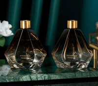 Arôme de parfum durable de luxe pour bâton de diffuseur de roseau bouteille en verre à 8 faces répulsif contre les moustiques à l'huile essentielle naturelle