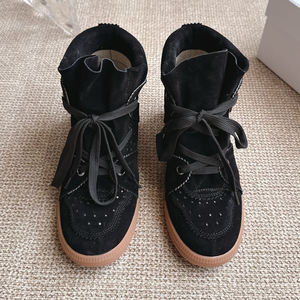 Bottes en <span class=keywords><strong>daim</strong></span> pour femmes pour l'automne et l'hiver perforées et respirantes, semelles plates pour le confort, bottes de cavalier décontractées à lacets - Product Image 6