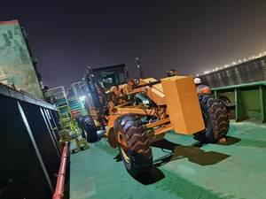 920F niveleuse à moteur 200HP nouvelle niveleuse à moteur moyenne avec lame et ripper - Product Image 6