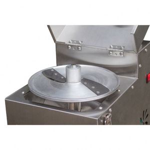 Yunqingtech Coupe-légumes commercial automatique pour la transformation alimentaire, trancheuse à fruits, machine à couper les pommes de terre à vendre / Tranches de concombre - Product Image 2