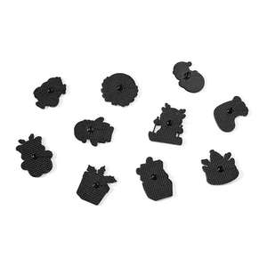 Kerst Stripfiguur Spelden-Feestelijke Boom Rendieren Sneeuwpop Emaille Badges Kerstman Legering Broches Voor Kinderen - Product Image 4