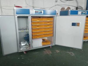 Incubateurs d'œufs polyvalents intelligents entièrement automatiques Capacité d'œufs 1000-1056 Nouvelle condition pour les couvoirs - Product Image 3