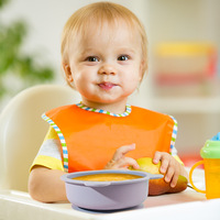 Bol à dîner personnalisé en silicone sans BPA pour enfants conception d'ours de dessin animé mignon vaisselle complémentaire résistante aux chutes pour bébés