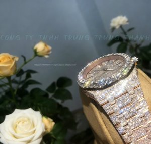 Montres en moissanite cristal de glace personnalisées en gros pour hommes, avec étiquettes d'origine, de luxe, idéales pour les fêtes et les occasions professionnelles - Product Image 4