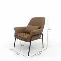 Fauteuil de direction moderne en cuir, dossier haut, accoudoirs évasés, avec coussin lombaire et pieds en métal, idéal pour hôtel, bureau, hall d'entrée