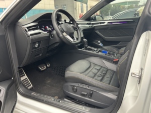 FAW <span class=keywords><strong>Volkswagen</strong></span> CC 2024 380TSI Edición Dazzling 2.0T Turbo Gasolina FWD 5 Puertas Liftback China VI Usado - Product Image 4