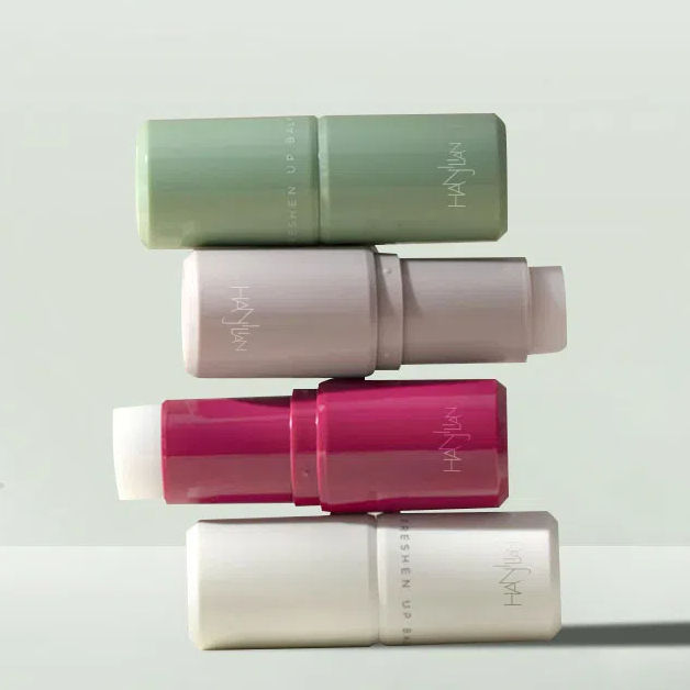 Parfum solide naturel dans un bâton taille de voyage rencontres