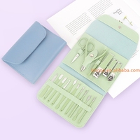 Prix d'usine – Kit de coupe-ongles 16 pièces en acier inoxydable avec étui pliable – Trousse de manucure, ciseaux et outils de beauté