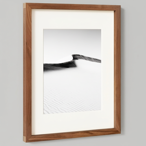 Cadre photo rectangulaire vertical minimaliste en chêne imprimé UV avec verre trempé HD pour accrochage mural - Product Image 3