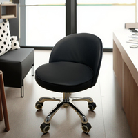 Petite chaise en cuir réglable en hauteur pour les clients/techniciens, roues, capacité de charge étanche pour les salons/hôtels/beauté