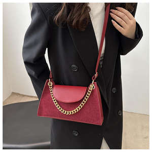 กระเป๋าสะพายข้างผู้หญิงแบบใหม่ ปิดด้วยกระดุม สไตล์เรโทร กระเป๋าถือใต้วงแขนแบบพกพา - Product Image 5