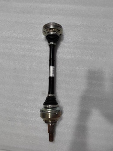 Arbre de transmission d'occasion <span class=keywords><strong>Audi</strong></span> <span class=keywords><strong>R8</strong></span> avec joint homocinétique en alliage d'aluminium OE 420501204A - Product Image 2