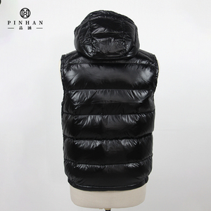 Brillant noir hommes utilitaire et gilet à capuche hommes bouffant matelassé vers le bas gilet Streetwear extérieur <span class=keywords><strong>sans</strong></span> manches veste avec poches - Product Image 2