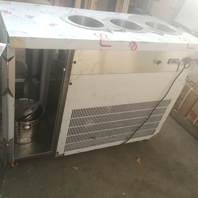 Turkey Ice Cream Showcase Turkey Ice Maker Non-detachable Cylinder