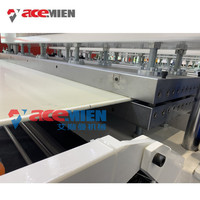 Panneau de mousse plastique PVC imperméable à l'eau intérieur Cabinet Construction bâtiment fabrication de coffrages ligne de machines
