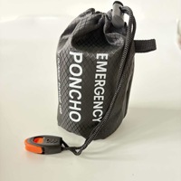 Imperméable de survie portable en PE enduit d'aluminium, anti-poussière, coupe-vent et imperméable, essentiel pour le camping, la randonnée et les situations d'urgence en extérieur