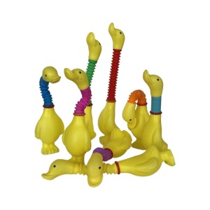Pop Tubes - Juguete elástico con forma de pato amarillo, juguete musical con sonido para el baño, para niños de 2 a 4 años, unisex - Product Image 4