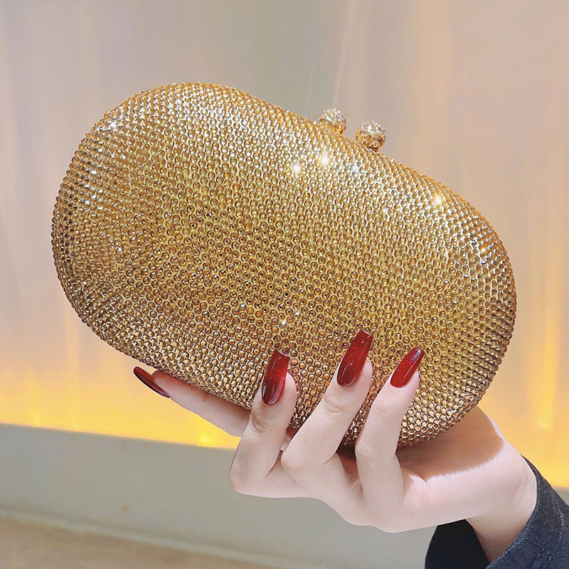 โกลเด้น