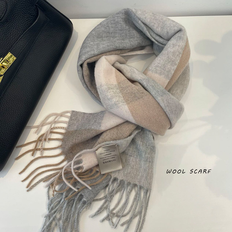 Gray camel