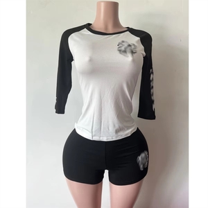 PEEQI Y20087 Nuevo Conjunto de Dos Piezas de Moda para Mujer, Camisa de Algodón con Estampado de Letras y Pantalones Cortos, Conjunto de Ropa de Dos Piezas - Product Image 5
