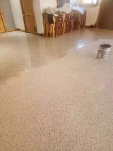 Pintura impermeable de poliuretano transparente de dos componentes para revestimiento de suelo de hormigón o tejado - Product Image 6