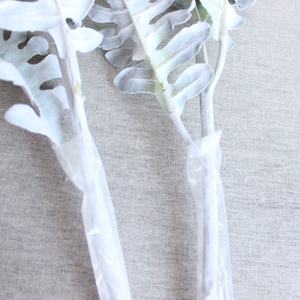 Populaire 75cm Offre Spéciale Feuille Artificielle Faux Latex En Plastique Flocage Feuilles pour Arrangements Floraux et Décoration de La Maison - Product Image 6